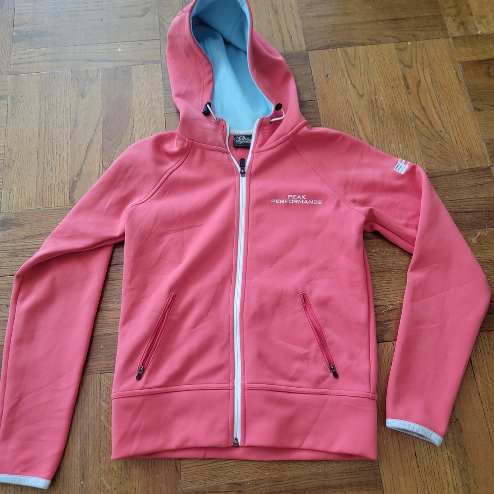 Peak Performance Women's Pink Hoodie